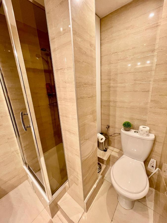 Diamond Metro Wifi 300 Mbs 70'Tv Netflix Hbo Appletv+ Apartment Warsaw Ngoại thất bức ảnh